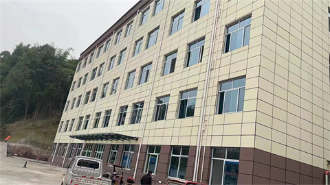 四川外墙一体板